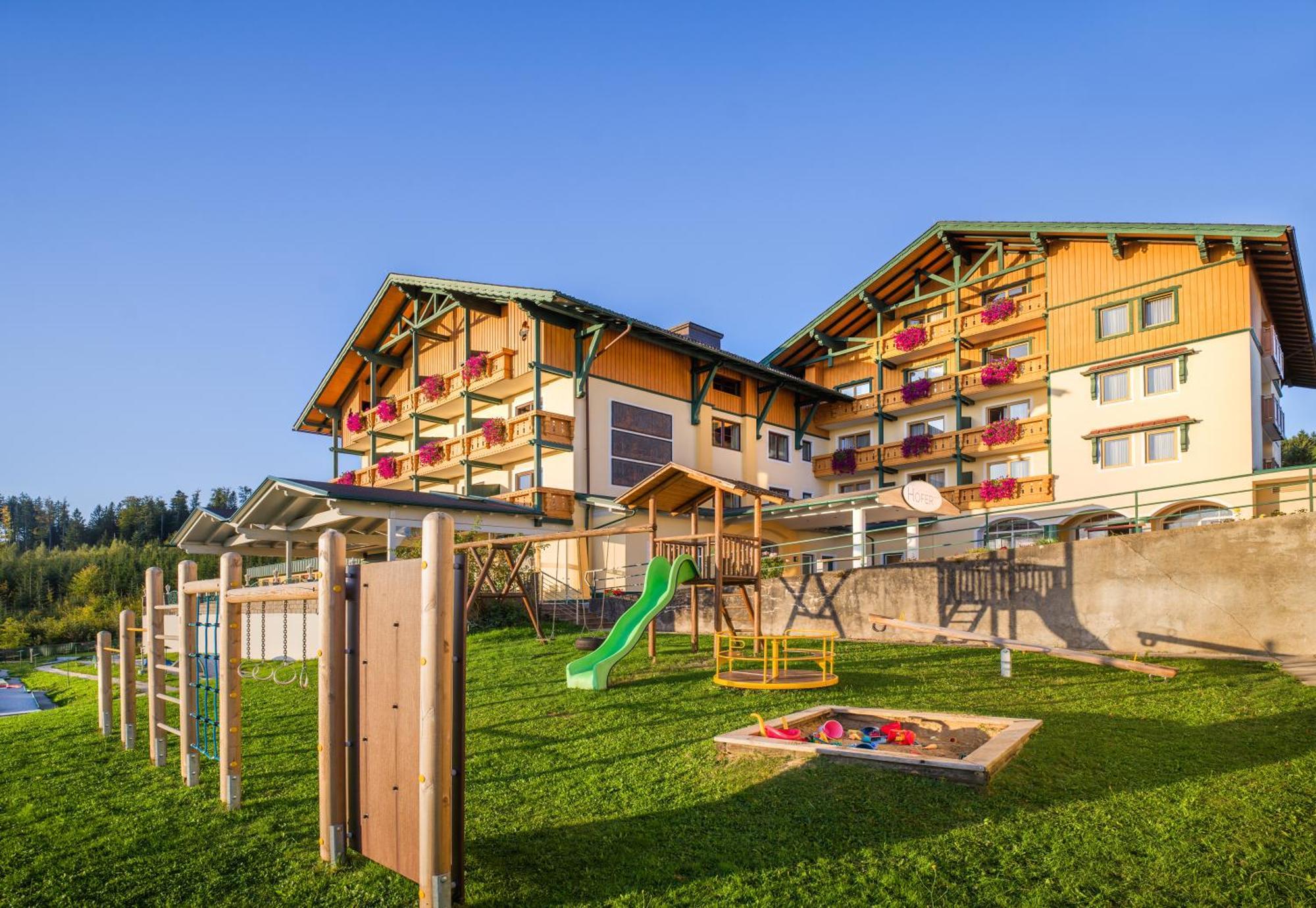 Ferienhotel Hofer Superior Strass im Attergau Εξωτερικό φωτογραφία