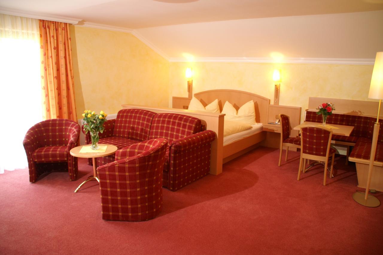 Ferienhotel Hofer Superior Strass im Attergau Εξωτερικό φωτογραφία