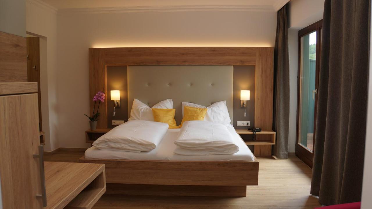 Ferienhotel Hofer Superior Strass im Attergau Εξωτερικό φωτογραφία